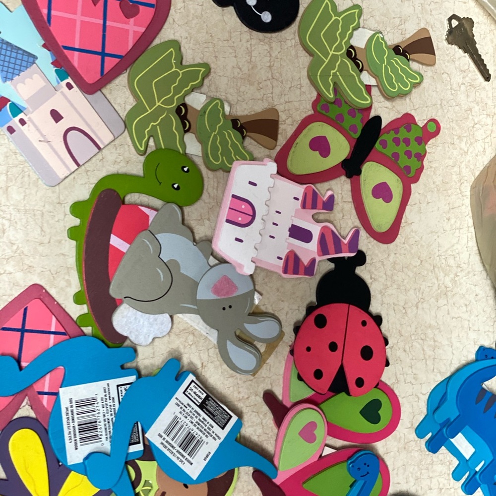 Decor/kids toys
